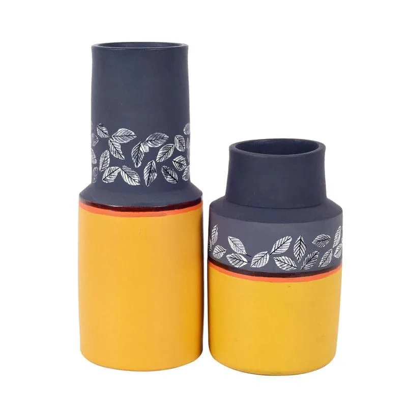 Anshuma Tribal Terracotta Vase - Set Of Two