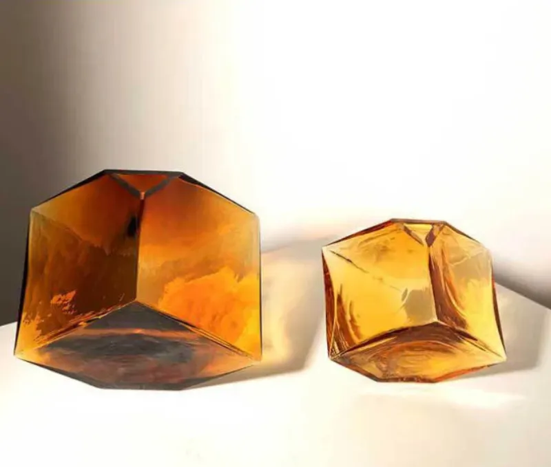 Balancing Cube Glass Vase