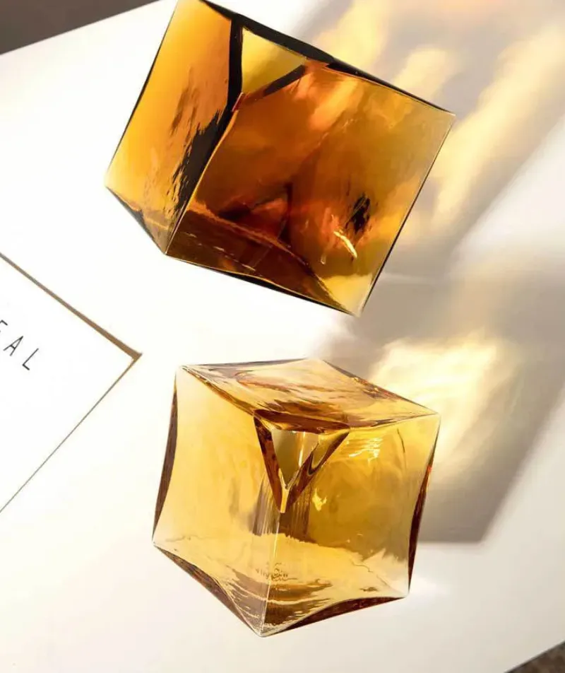 Balancing Cube Glass Vase