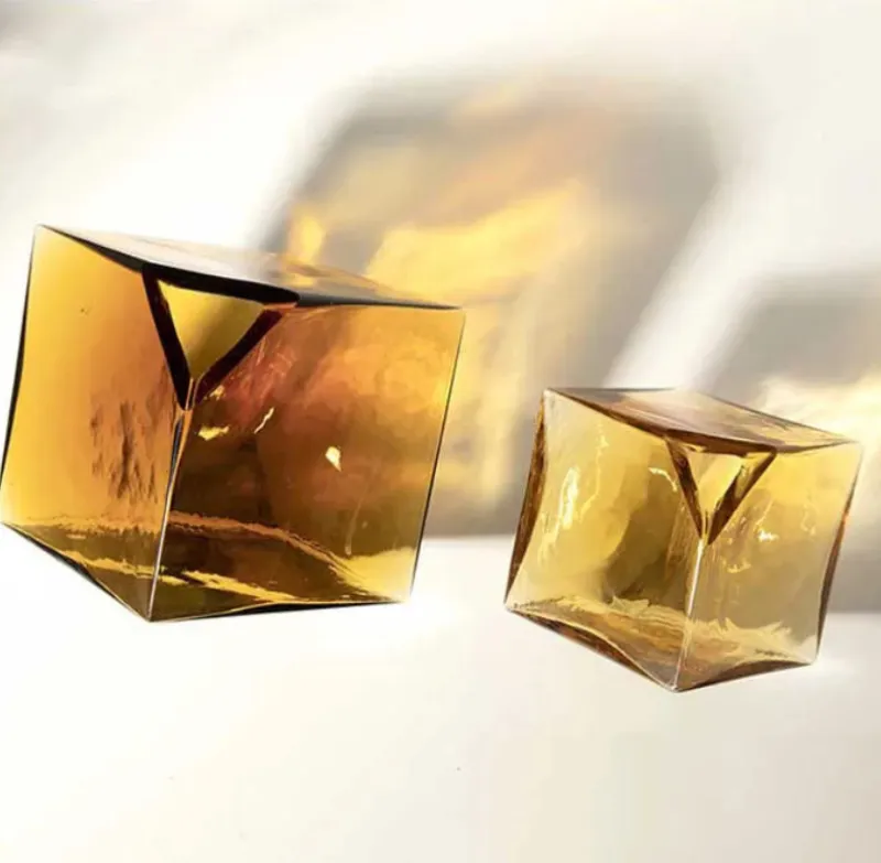 Balancing Cube Glass Vase