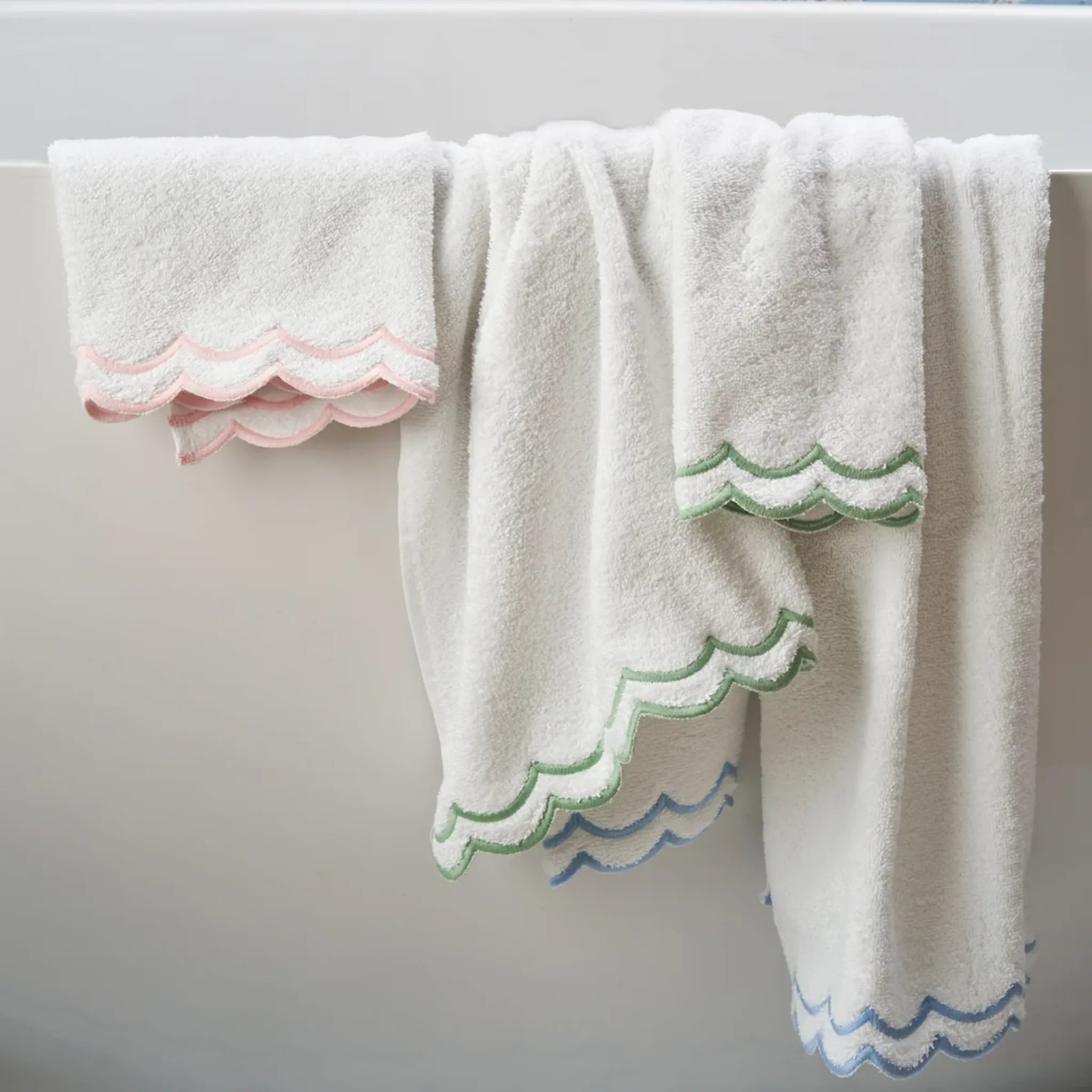 Complete Bundle of White Scalloped Edge Embroidered Cotton Bath Mat & Towels- Available With Pink, Blue Or Green Trim