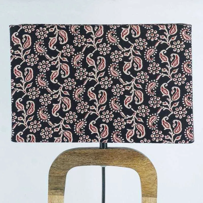 Cylindrical Lamp With Traditional Black Shade