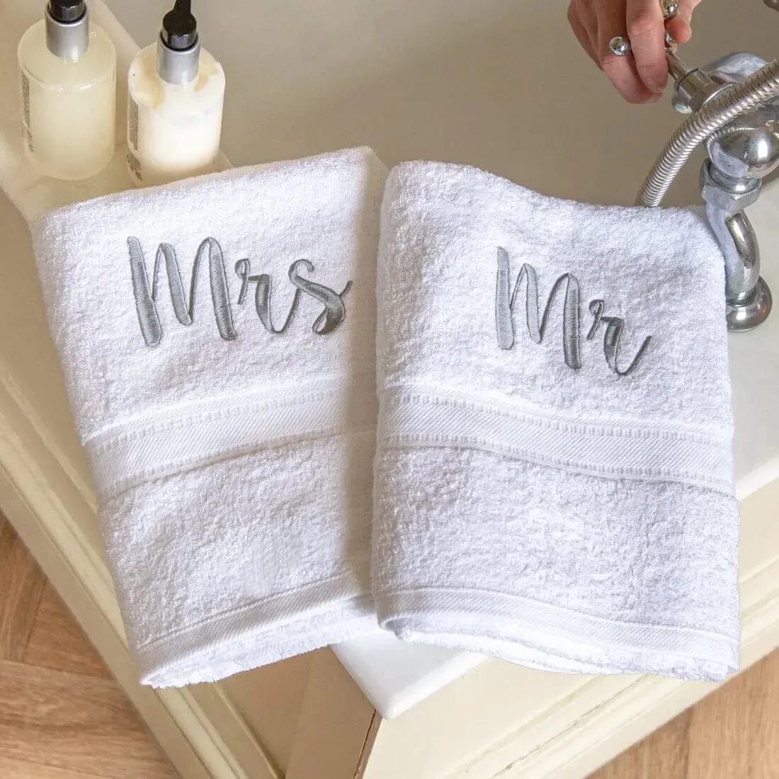 Egyptian Cotton 550gsm Bath Towel