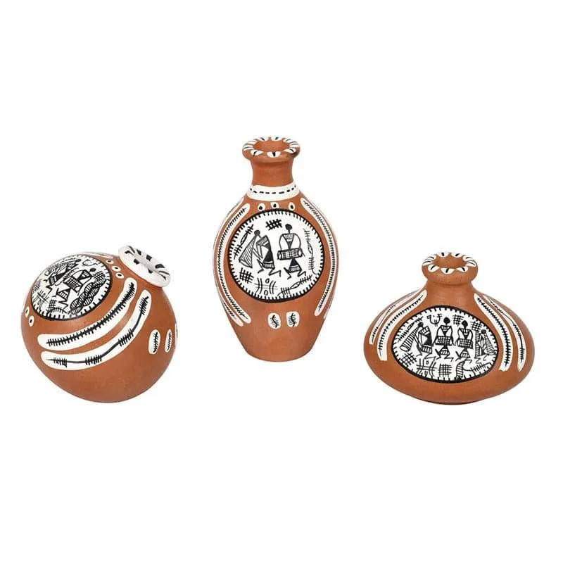 Maroa Tribal Terracotta Vase - Set Of Three