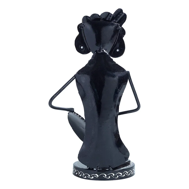 Mihana Tribal Showpiece