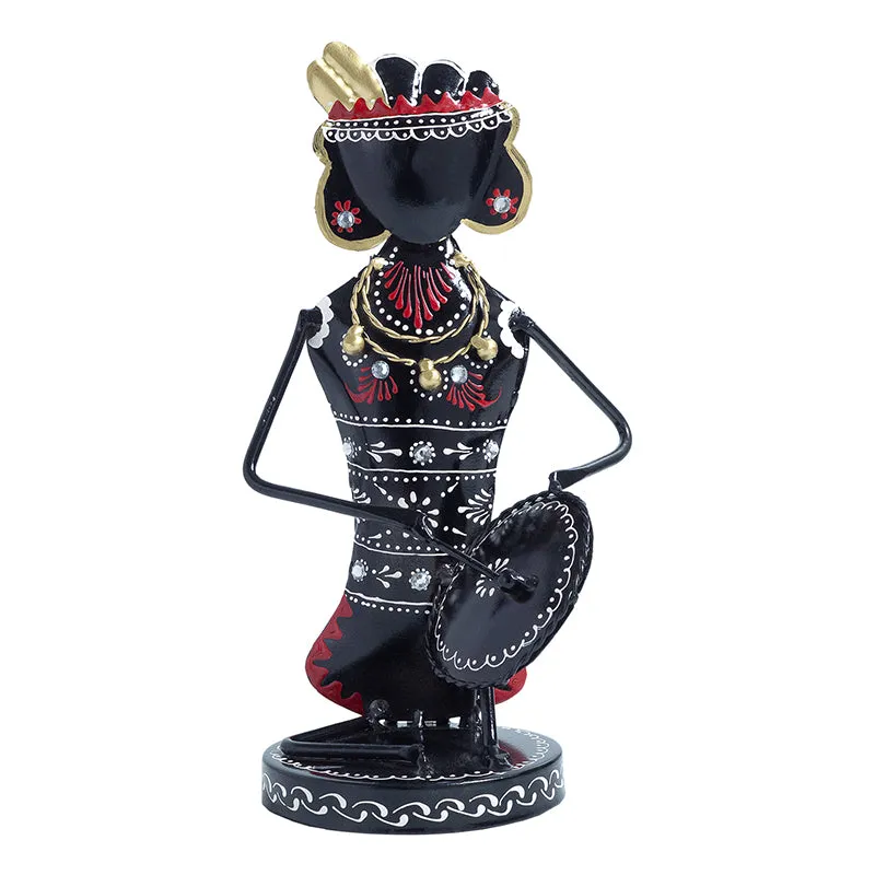 Mihana Tribal Showpiece
