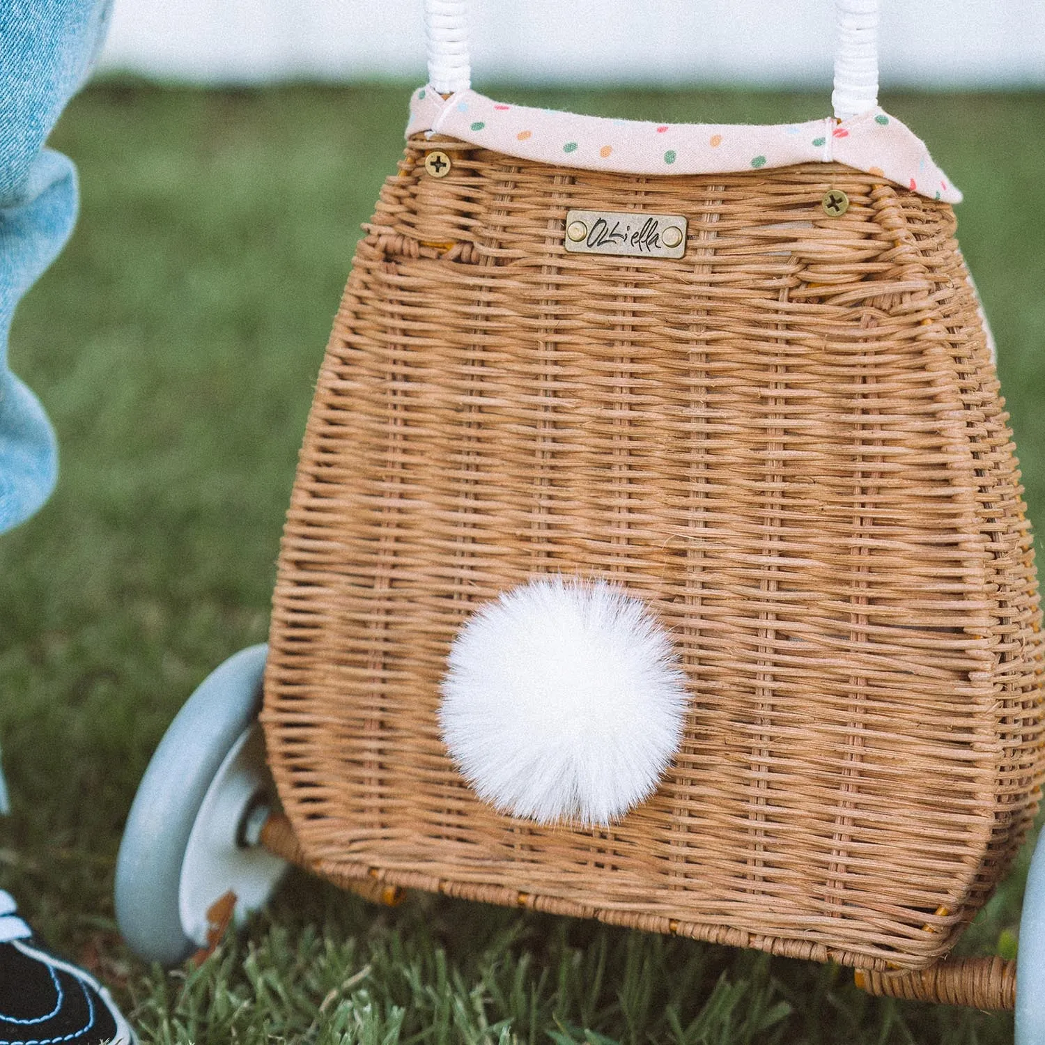 Olli Ella Rattan Bunny Luggy with Lining – Gumdrop