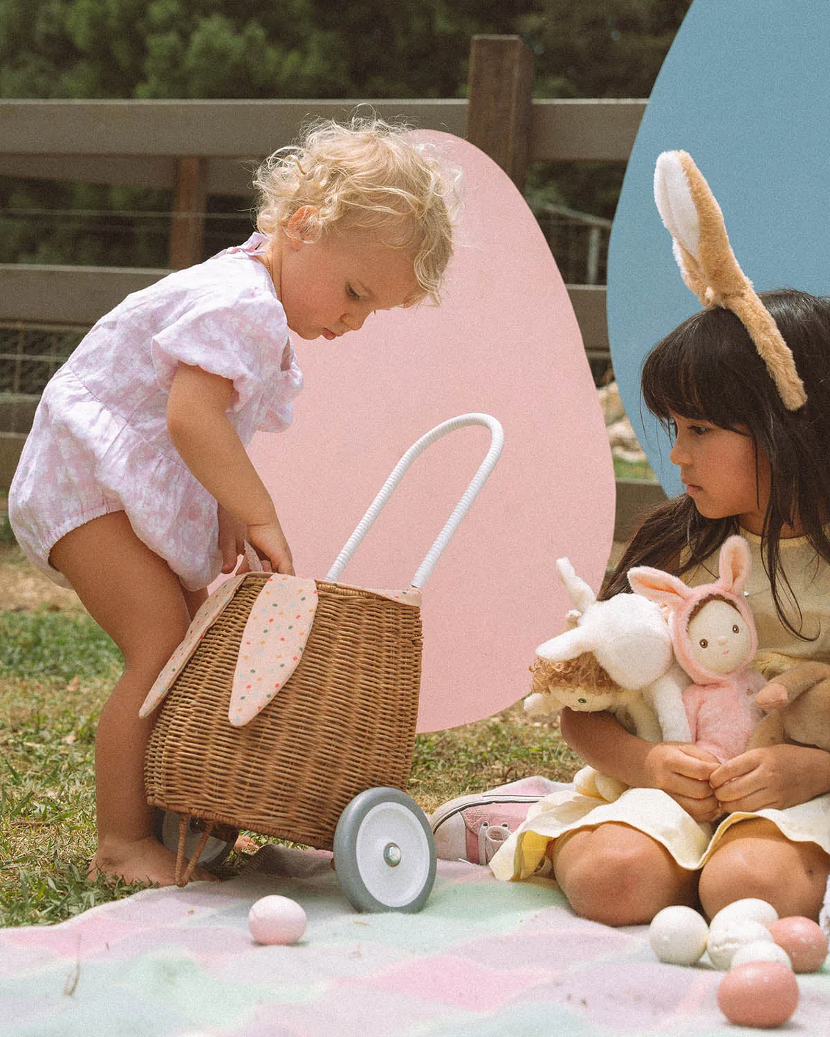 Olli Ella Rattan Bunny Luggy with Lining – Gumdrop