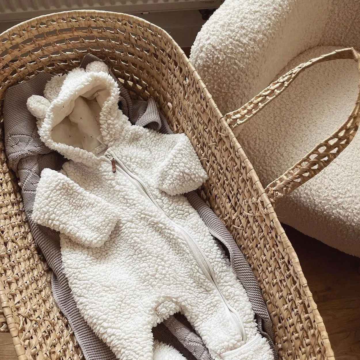 Palm Moses Basket Undressed