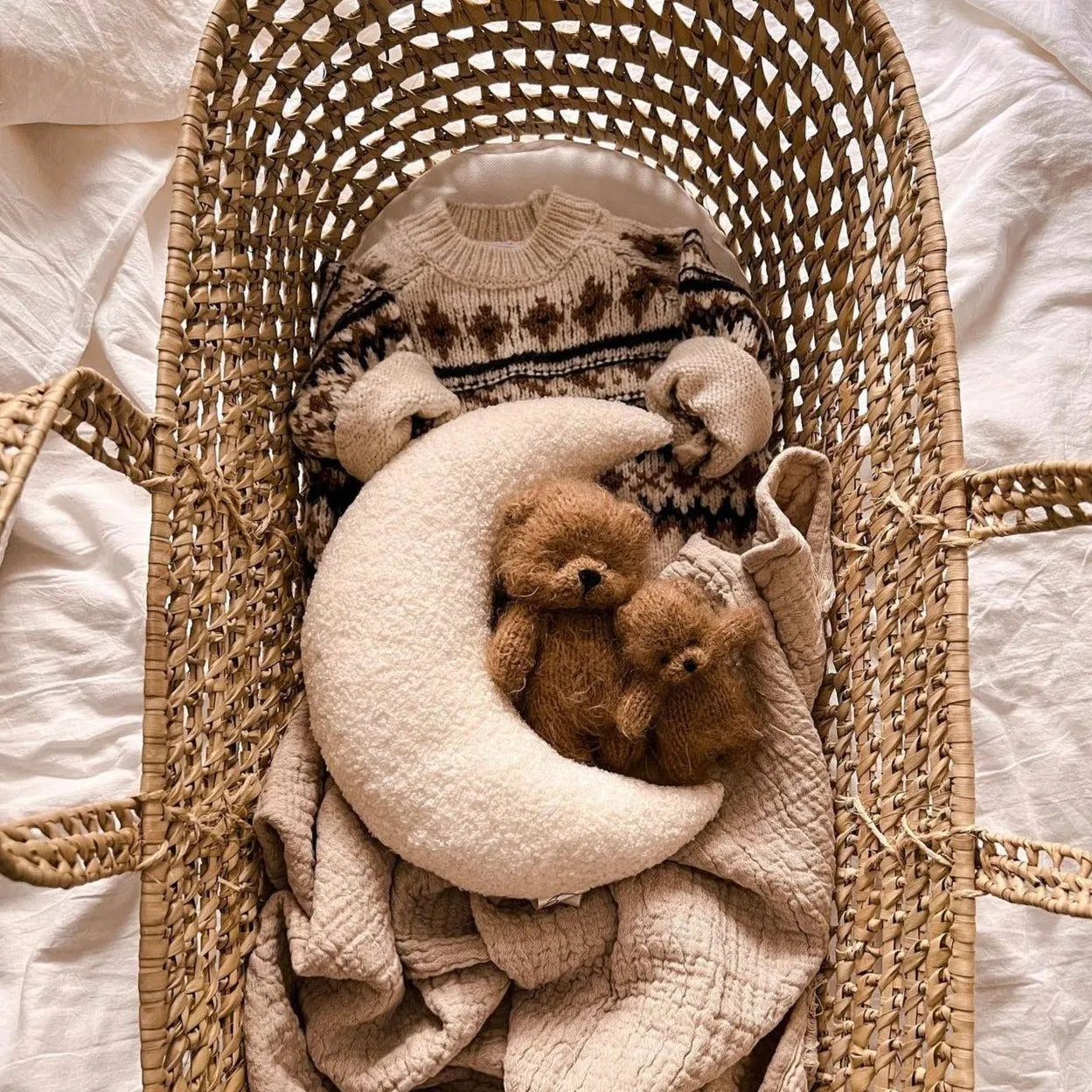 Palm Moses Basket Undressed