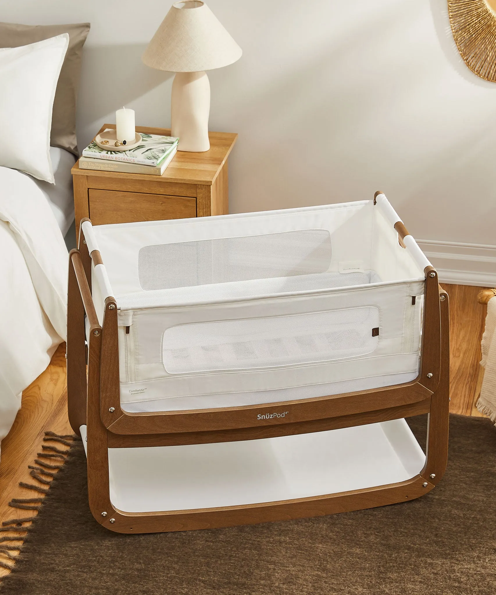 SnuzPod4 Bedside Crib