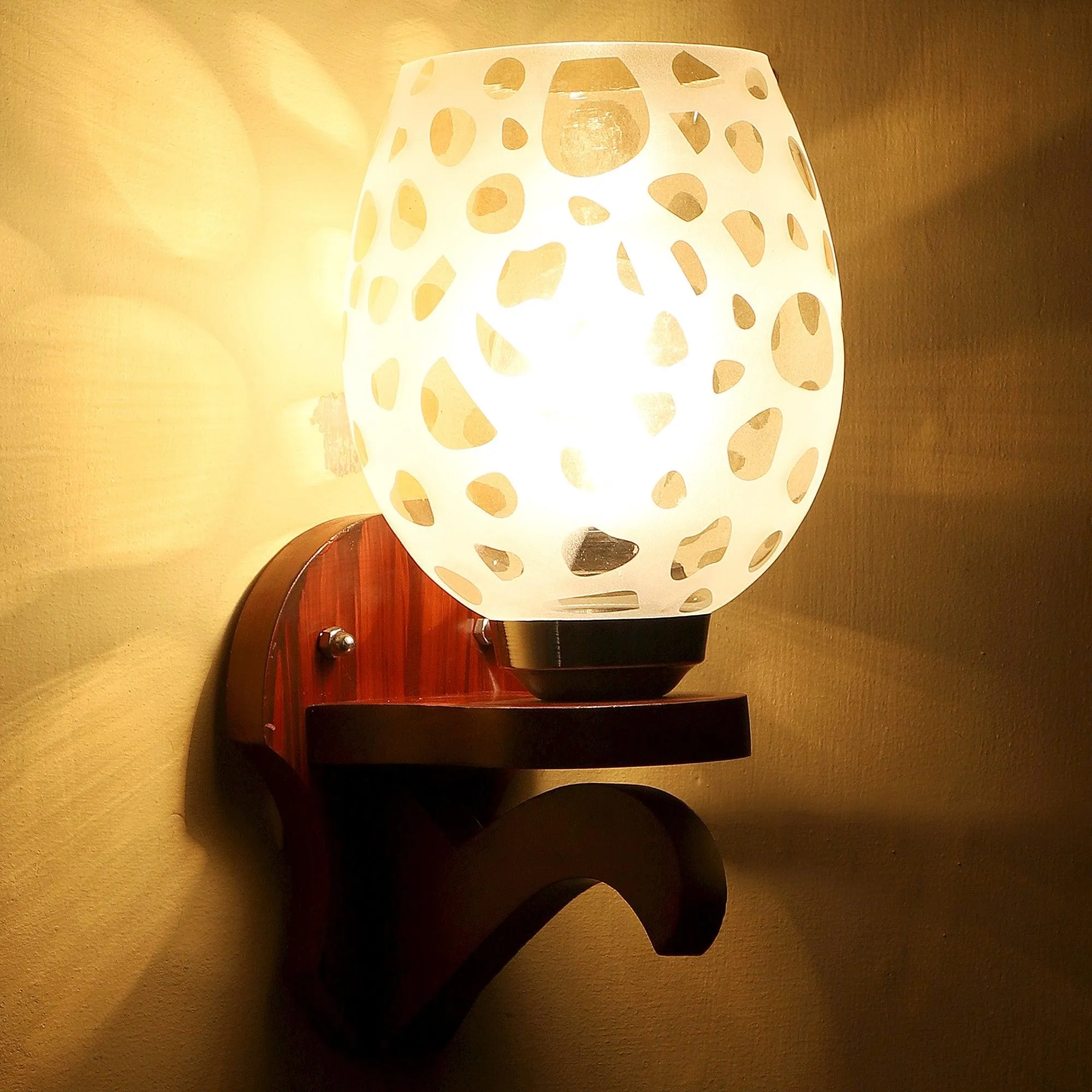 Stylish & Classy Brown Wood Wall Light