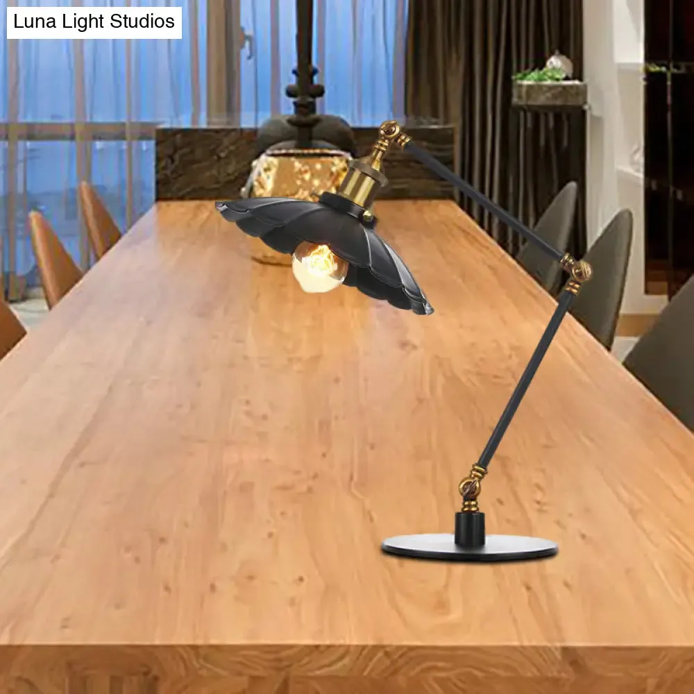 Stylish Vintage Adjustable Table Lamp with Metal Shade for Study Room - Black/Brass