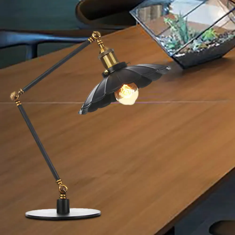Stylish Vintage Adjustable Table Lamp with Metal Shade for Study Room - Black/Brass