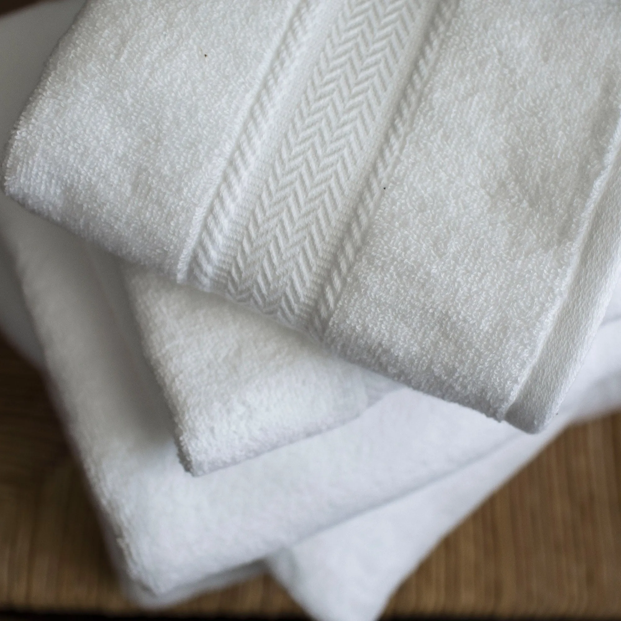 White Cotton Hand Towel Set